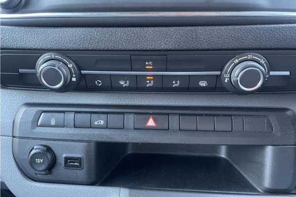 2020 Vauxhall Vivaro 1.5 Turbo D 2700 Sportive Panel Van 5dr Diesel Manual L1 H1 Euro 6 (s/s) (120 ps) - Cloth, photo 15