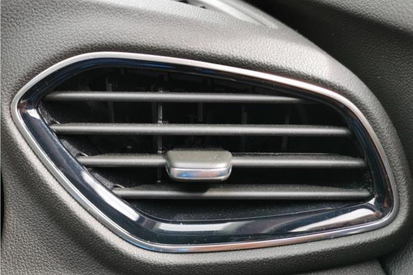 2021 Vauxhall Grandland X 1.2 Turbo Griffin Edition SUV 5dr Petrol Manual Euro 6 (s/s) (130 ps) - Harlekin Black, photo 39