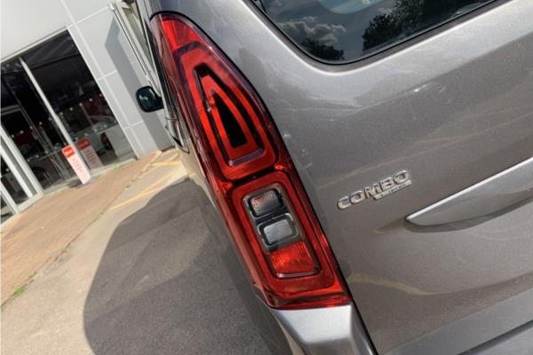 2020 Vauxhall Combo Life 1.2 Turbo Energy MPV 5dr Petrol Auto Euro 6 (s/s) (130 ps) - Cloth, photo 33