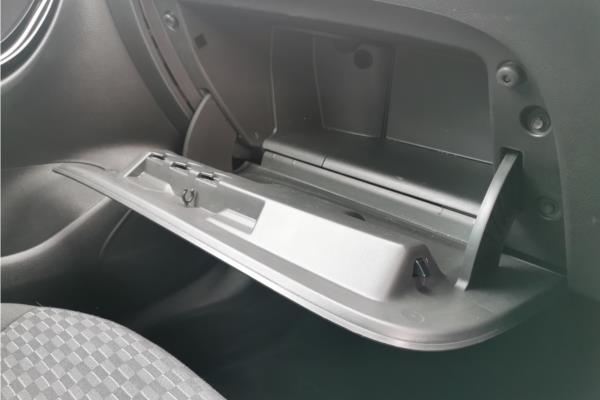 2019 Vauxhall Astra 1.4i Turbo GPF SRi Nav Hatchback 5dr Petrol Auto Euro 6 (s/s) (150 ps) - Cloth, photo 26