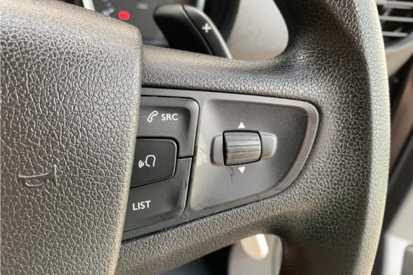 2020 Vauxhall Vivaro 2.0 Turbo D 3100 Elite Panel Van 5dr Diesel Auto L1 Euro 6 (s/s) (180 ps) - Cloth, photo 18