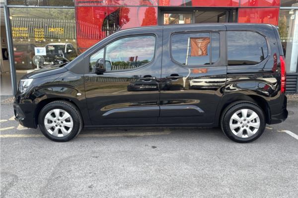 2021 Vauxhall Combo Life 1.2 Turbo SE MPV 5dr Petrol Auto Euro 6 (s/s) (130 ps) - Cloth, photo 5