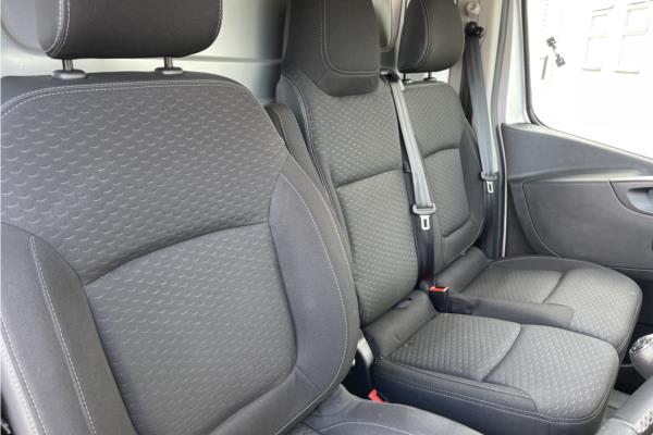 2018 Vauxhall Vivaro 1.6 CDTi 2900 Sportive Panel Van 5dr Diesel Manual L2 H1 EU6 (120 ps) - Cloth, photo 13