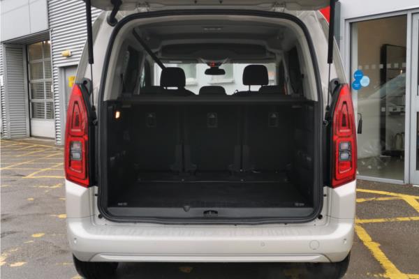 2021 Vauxhall Combo Life 1.2 Turbo Elite MPV 5dr Petrol Auto Euro 6 (s/s) (130 ps) - Cloth, photo 14