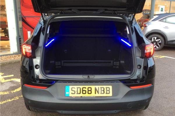 2018 Vauxhall Grandland X 1.2 Turbo SE 5dr - Harlekin Black, photo 14