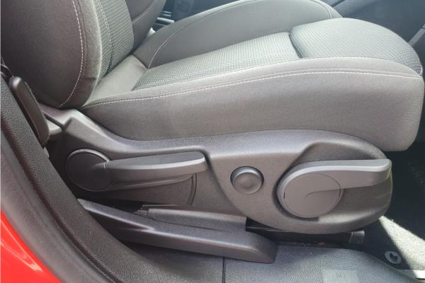 2017 Vauxhall Zafira Tourer 1.4i Turbo SRi Nav MPV 5dr Petrol Auto Euro 6 (140 ps) - Cloth, photo 29