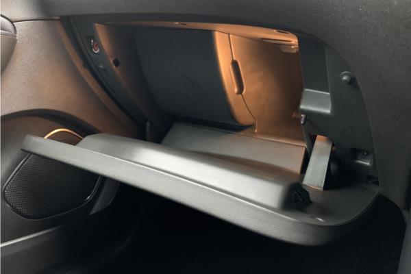 2019 Vauxhall Grandland X 1.2 Turbo GPF Sport Nav SUV 5dr Petrol Auto Euro 6 (s/s) (130 ps) - Cloth, photo 26