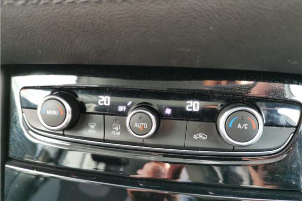 2021 Vauxhall Grandland X 1.2 Turbo SRi Nav SUV 5dr Petrol Manual Euro 6 (s/s) (130 ps) - Cloth, photo 16