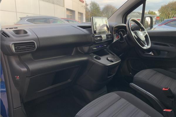 2020 Vauxhall Combo Life 1.2 Turbo Elite MPV 5dr Petrol Auto Euro 6 (s/s) (7 Seat) (130 ps) - Cloth, photo 15