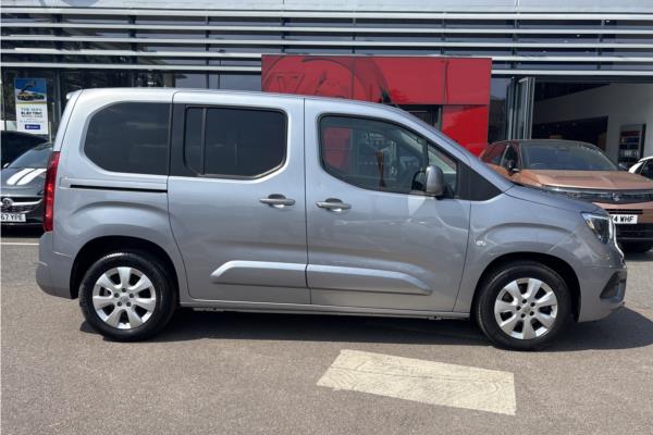 2021 Vauxhall Combo Life 1.2 Turbo SE MPV 5dr Petrol Auto Euro 6 (s/s) (130 ps) - Cloth, photo 9