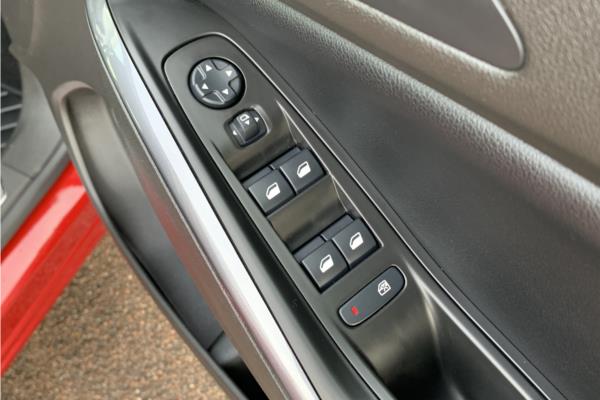 2019 Vauxhall Grandland X 1.2 Turbo GPF Sport Nav SUV 5dr Petrol Auto Euro 6 (s/s) (130 ps) - Cloth, photo 22