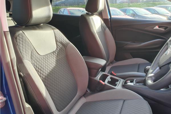 2020 Vauxhall Grandland X 1.2 Turbo SRi Nav SUV 5dr Petrol Manual Euro 6 (s/s) (130 ps) - Cloth, photo 34