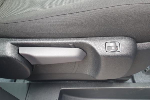 2023 Vauxhall Vivaro-e Life - Curitiba Triton, photo 27