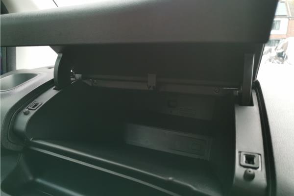 2021 Vauxhall Combo Life 1.2 Turbo SE MPV 5dr Petrol Auto Euro 6 (s/s) (7 Seat) (130 ps) - Cloth, photo 26