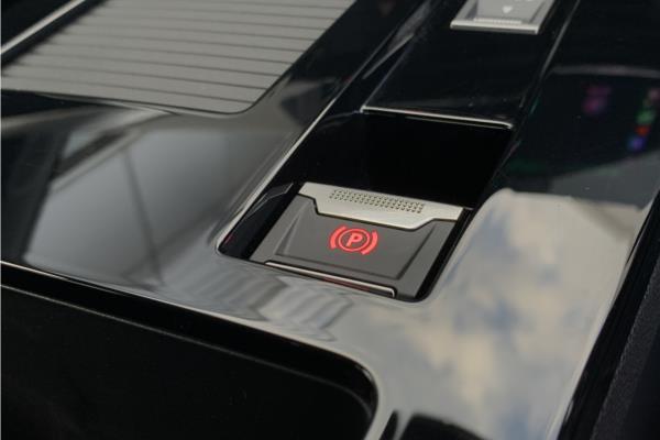 2024 VAUXHALL ASTRA - Jet Black Greta, photo 31