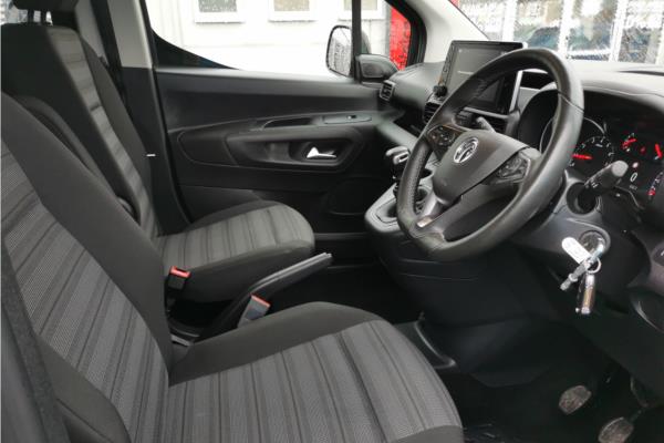 2022 Vauxhall Combo Life 1.5 Turbo D SE MPV 5dr Diesel Manual 6Spd Euro 6 (s/s) (100 ps) - Cloth, photo 12