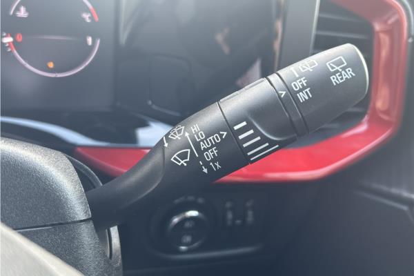 2021 Vauxhall Mokka 1.2 Turbo SRi Nav Premium SUV 5dr Petrol Auto Euro 6 (s/s) (130 ps) - TRIM GS LINE / FABR LEATH RED, photo 28