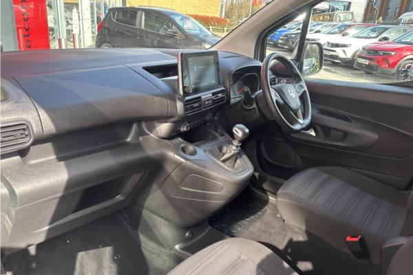 2021 Vauxhall Combo Life 1.5 Turbo D SE XL MPV 5dr Diesel Manual Euro 6 (s/s) (7 Seat) (100 ps) - Cloth, photo 15