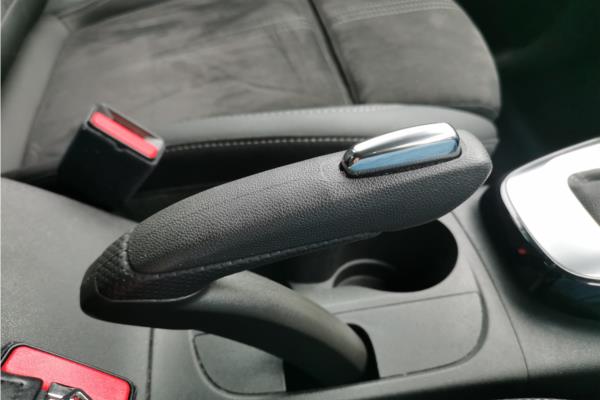 2022 Vauxhall Crossland 1.2 Turbo Ultimate SUV 5dr Petrol Auto Euro 6 (s/s) (130 ps) - Cloth/Alcantara, photo 31