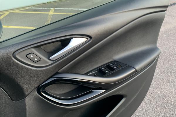 2019 Vauxhall Astra 1.4i Turbo GPF Elite Nav Hatchback 5dr Petrol Auto Euro 6 (s/s) (150 ps) - Leather, photo 48