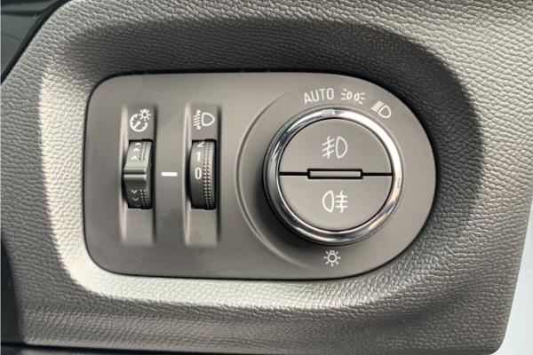 2024 Vauxhall Corsa-e 50kWh GS Hatchback 5dr Electric Auto (136 ps) - Banda Marvel Bl, photo 21