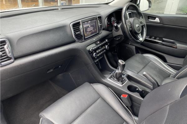 Non Franchise 2017 Kia Sportage 1.7 CRDi 3 SUV 5dr Diesel (s/s) (114 bhp) - Fabic - Cloth, photo 15