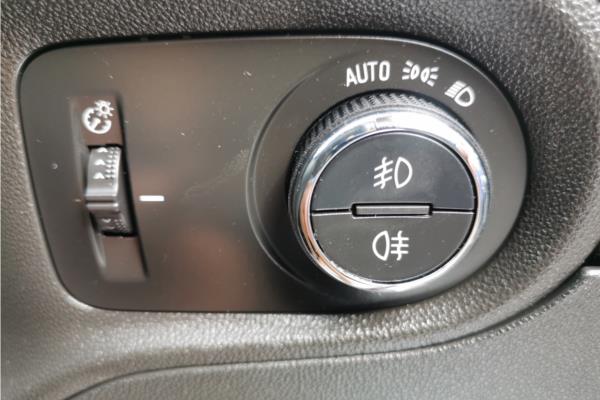 2022 Vauxhall Grandland 1.2 Turbo Ultimate SUV 5dr Petrol Manual Euro 6 (s/s) (130 ps) - Black Alcantara, photo 21