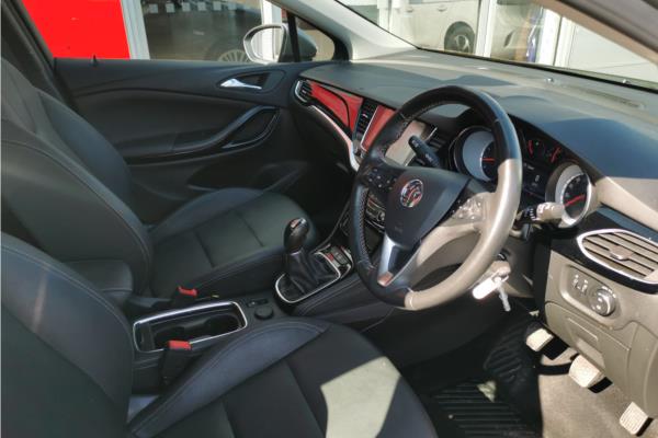 2019 Vauxhall Astra 1.4i Turbo Elite Nav Sports Tourer 5dr Petrol Manual Euro 6 (150 ps) - Leather, photo 12
