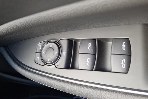 2020 VAUXHALL INSIGNIA - Cloth/Leather, photo 23