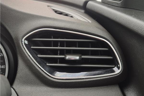 2021 Vauxhall Grandland X 1.2 Turbo Griffin Edition SUV 5dr Petrol Manual Euro 6 (s/s) (130 ps) - Harlekin Black, photo 29