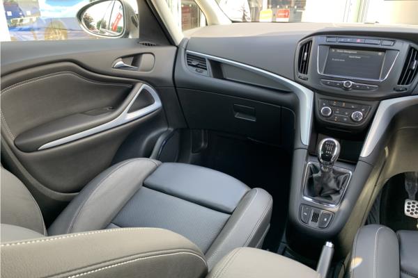 2018 Vauxhall Zafira Tourer 1.4i Turbo SRi Nav MPV 5dr Petrol Manual Euro 6 (140 ps) - Cloth, photo 42