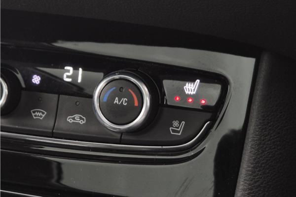 2021 Vauxhall Grandland X 1.6 Turbo Ultimate SUV 5dr Petrol Auto Euro 6 (s/s) (180 ps) - Leather, photo 31