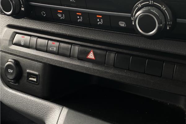 2020 Vauxhall Vivaro 1.5 Turbo D 2900 Sportive Panel Van 5dr Diesel Manual L2 Euro 6 (s/s) (100 ps) - Cloth, photo 20