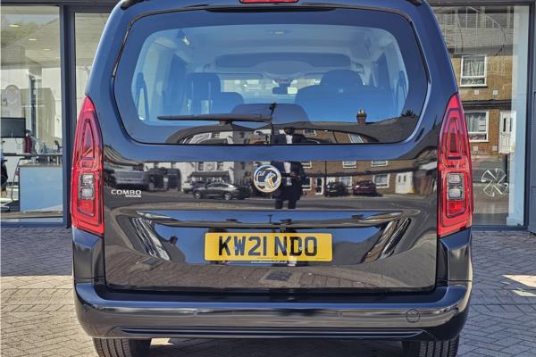 2021 Vauxhall Combo Life 1.2 Turbo Edition XL MPV 5dr Petrol Manual Euro 6 (s/s) (7 Seat) (110 ps) - Cloth, photo 7