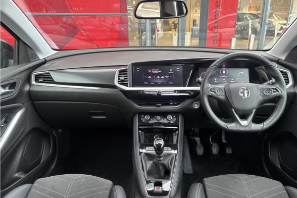 2022 Vauxhall Grandland 1.2 Turbo Ultimate SUV 5dr Petrol Manual Euro 6 (s/s) (130 ps) - Leather, photo 10