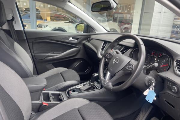 2020 Vauxhall Grandland X 1.2 Turbo SRi Nav SUV 5dr Petrol Auto Euro 6 (s/s) (130 ps) - Cloth, photo 12