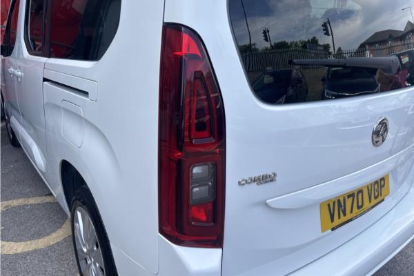 2020 Vauxhall Combo Life 1.5 Turbo D Elite XL MPV 5dr Diesel Auto Euro 6 (s/s) (130 ps) - Cloth, photo 37