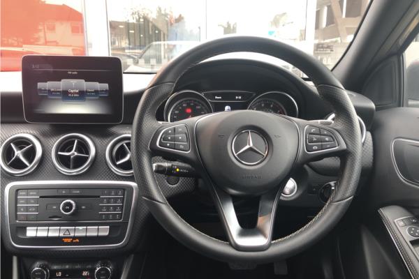 Non Franchise 2018 Mercedes-benz a 200 Sport Edition Auto - Leather, photo 11