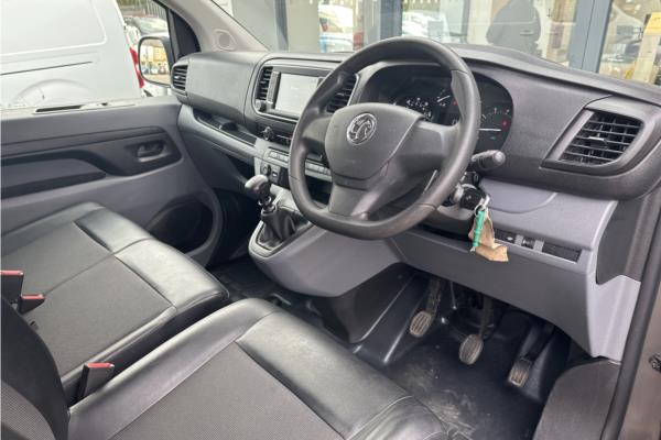 2020 Vauxhall Vivaro 2.0 Turbo D 3100 Sportive Panel Van 5dr Diesel Manual L2 H1 Euro 6 (s/s) (120 ps) - Cloth, photo 12