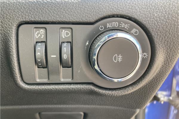 2017 VAUXHALL GTC - Leather, photo 20