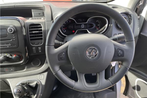 2018 Vauxhall Vivaro 1.6 CDTi 2900 Sportive Panel Van 5dr Diesel Manual L2 H1 EU6 (120 ps) - Cloth, photo 11