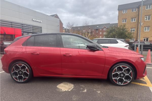 2022 Vauxhall Astra 1.6 12.4kWh GS Line Hatchback 5dr Petrol Plug-in Hybrid Auto Euro 6 (s/s) (180 ps) - Cloth, photo 9