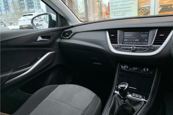 2019 Vauxhall Grandland X 1.2 Turbo GPF SE SUV 5dr Petrol Manual Euro 6 (s/s) (130 ps) - Cloth, photo 27