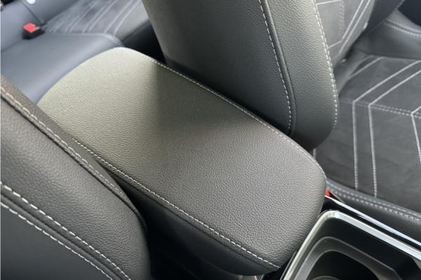 2024 Vauxhall Mokka 1.2 MHEV Ultimate SUV 5dr Petrol Hybrid e-DCT Euro 6 (s/s) (136 ps) - Black Alcantara, photo 44
