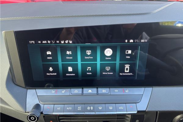 Vauxhall Astra* 5Dr 54kWh 11kWCh Ultimate AU - Jet Blk+alcantr, photo 16