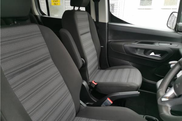 2022 Vauxhall Combo Life 1.5 Turbo D SE MPV 5dr Diesel Manual 6Spd Euro 6 (s/s) (100 ps) - Cloth, photo 34