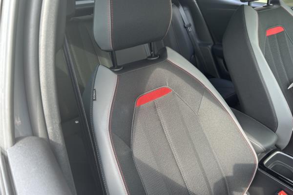 2021 Vauxhall Mokka 1.2 Turbo SRi Nav Premium SUV 5dr Petrol Auto Euro 6 (s/s) (130 ps) - TRIM GS LINE / FABR LEATH RED, photo 34