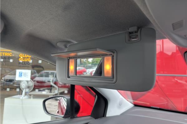 2022 Vauxhall Crossland 1.2 Turbo Elite Edition SUV 5dr Petrol Auto Euro 6 (s/s) (130 ps) - Cloth, photo 30