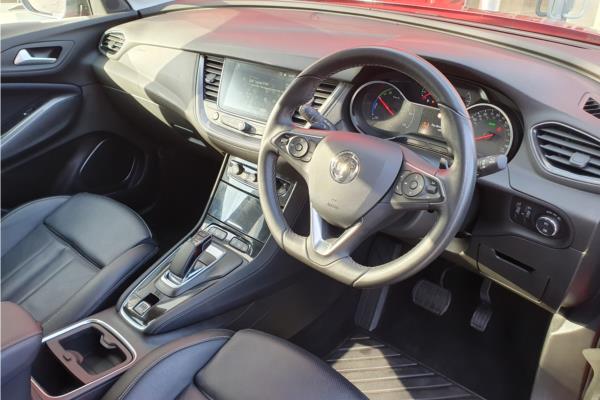 2020 Vauxhall Grandland X 1.6 13.2kWh Business Edition Nav Premium SUV 5dr Petrol Plug-in Hybrid Auto 4WD Euro 6 (s/s) Hybrid4 (300 ps) - Leather, photo 12