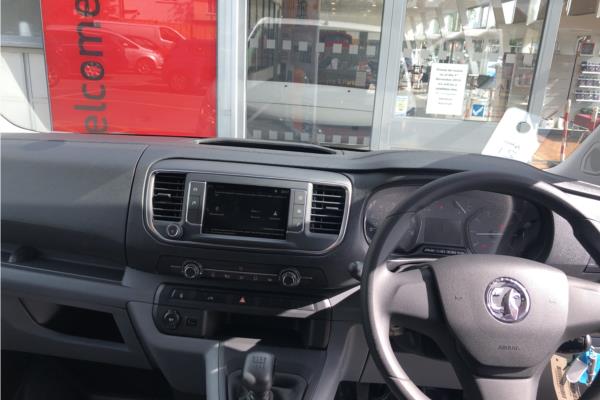 2019 VAUXHALL VIVARO - Curtiba Tritone, photo 10